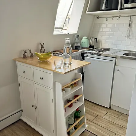 Апартаменты Cosy Au Coeur Du 17eme Париж